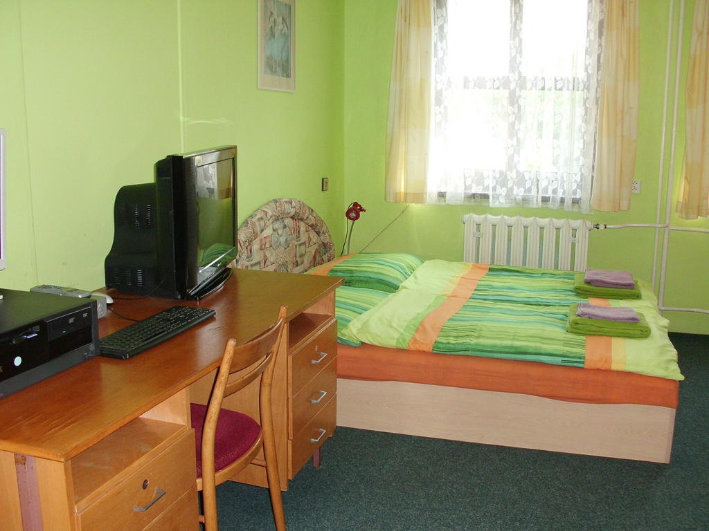 Dvůr Králové nad Labem Pension Doctor חדר תמונה